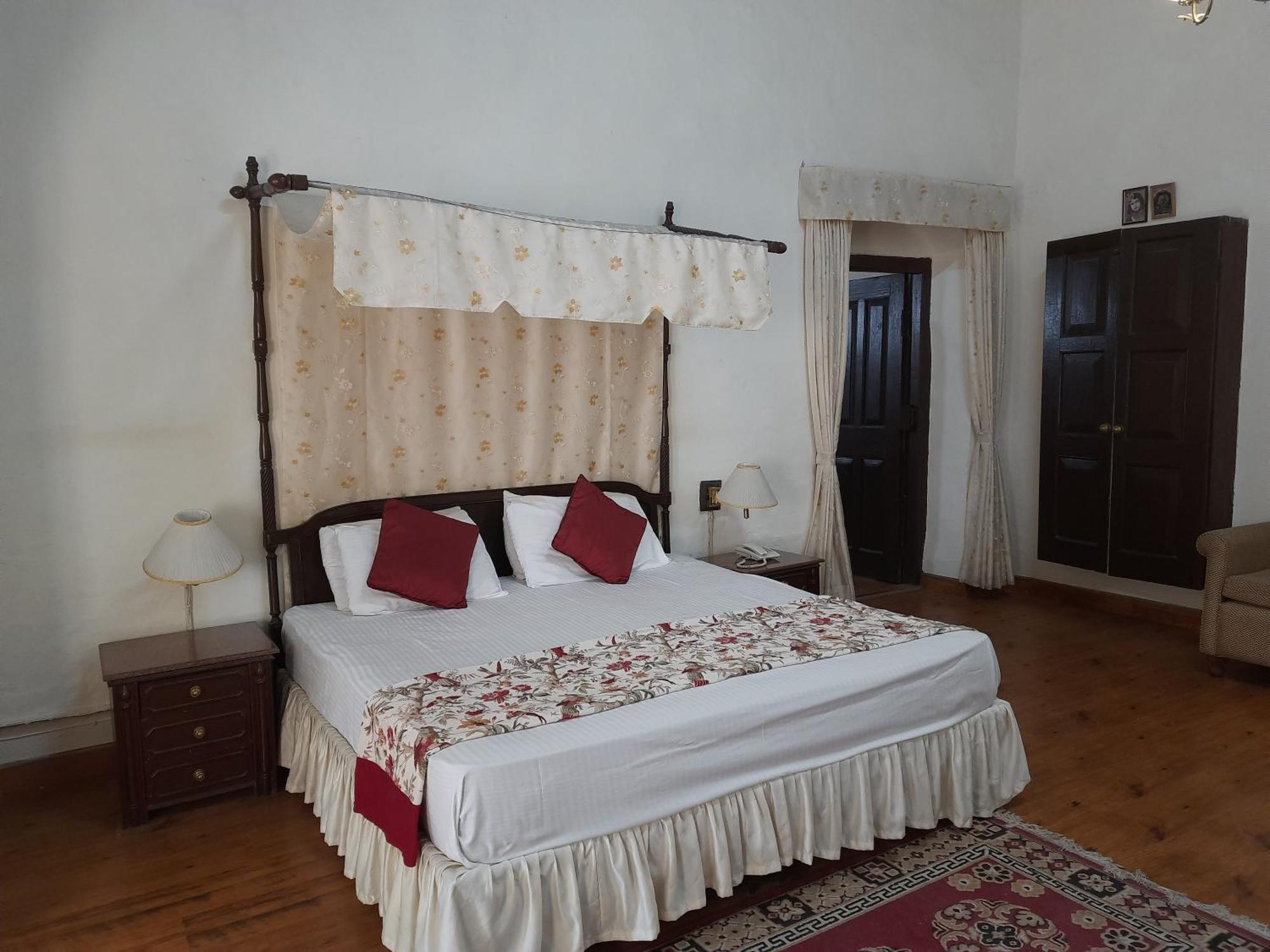 West View Hotel Ranikhet Dış mekan fotoğraf