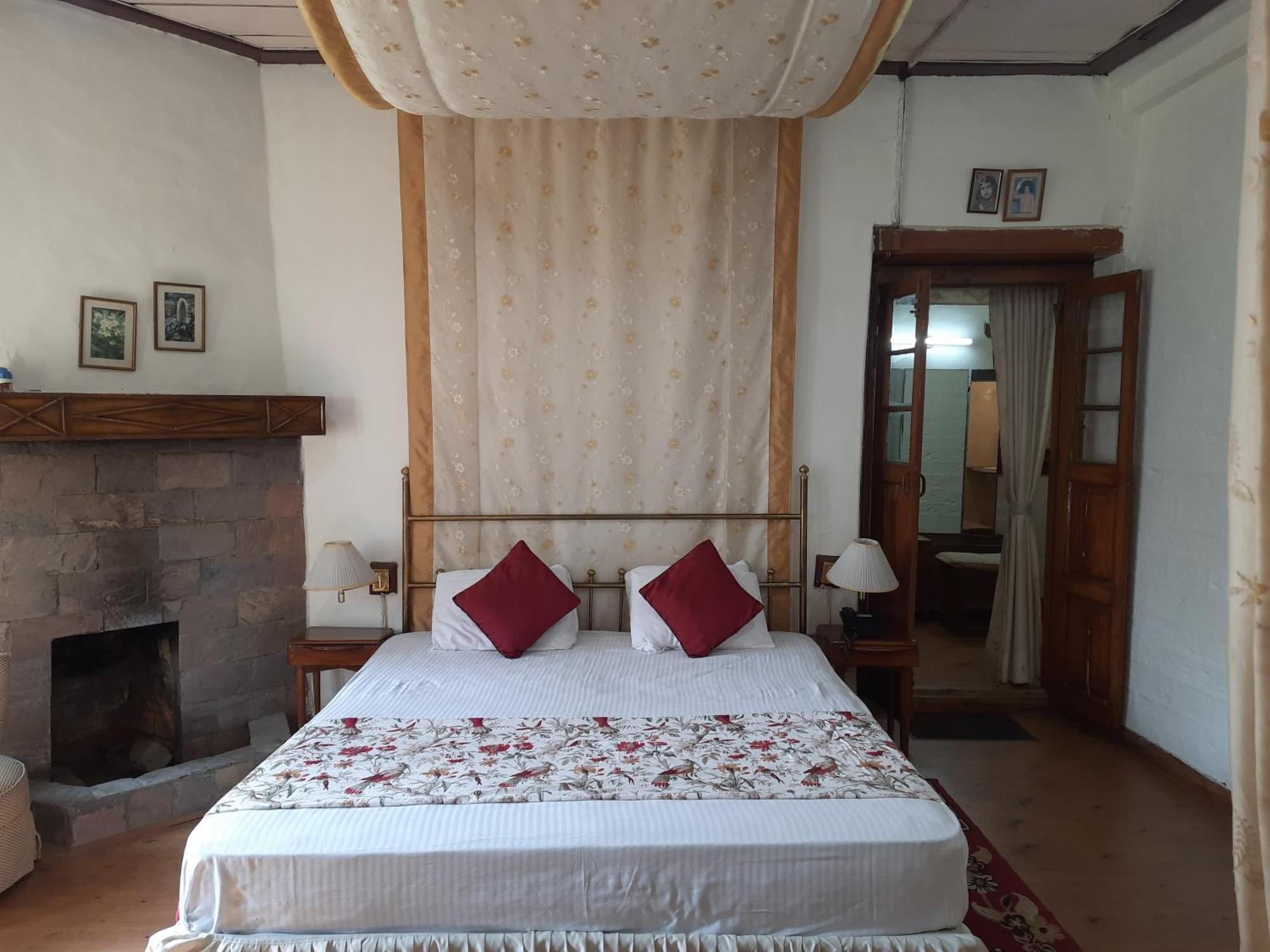 West View Hotel Ranikhet Dış mekan fotoğraf