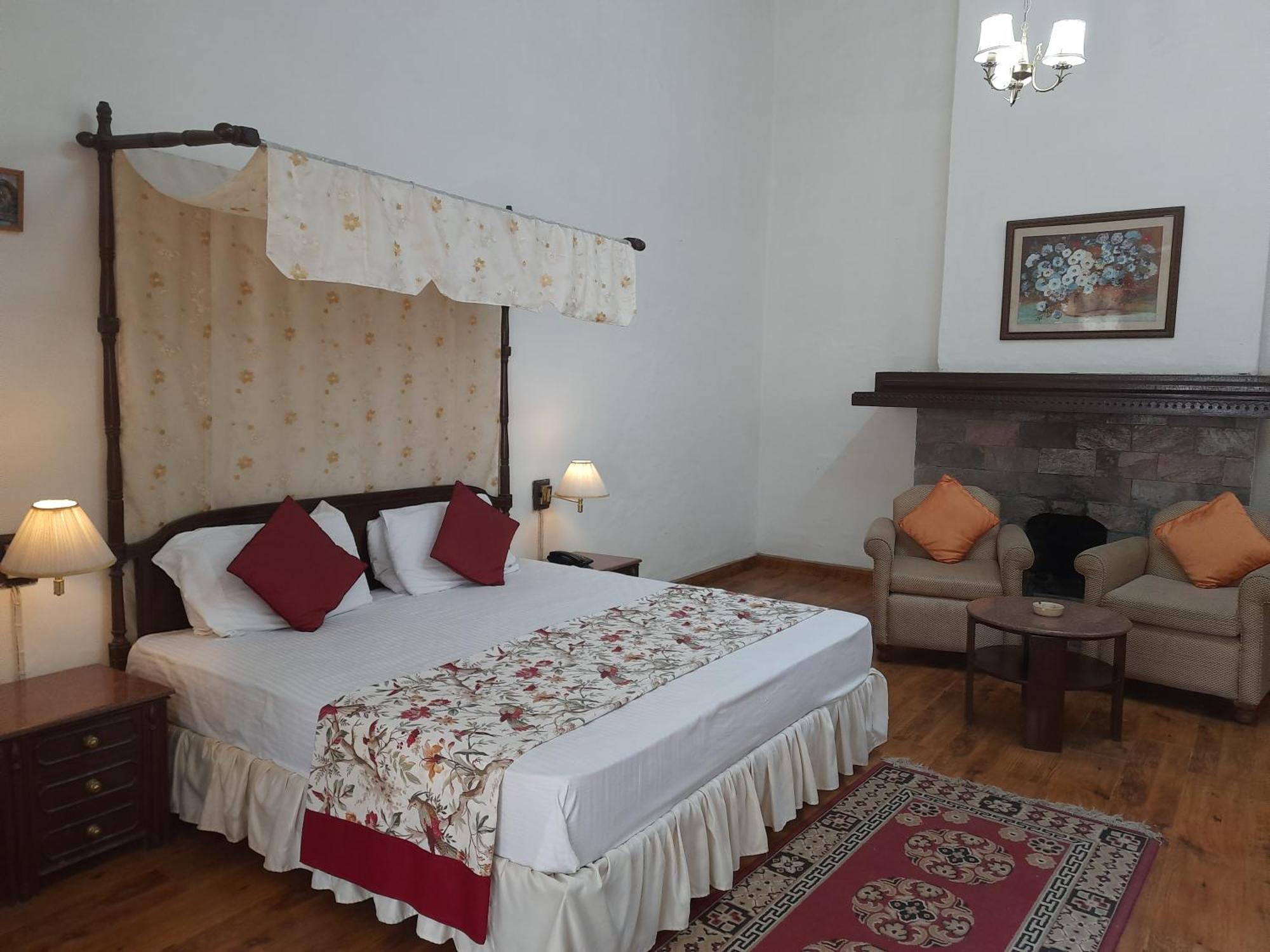 West View Hotel Ranikhet Dış mekan fotoğraf