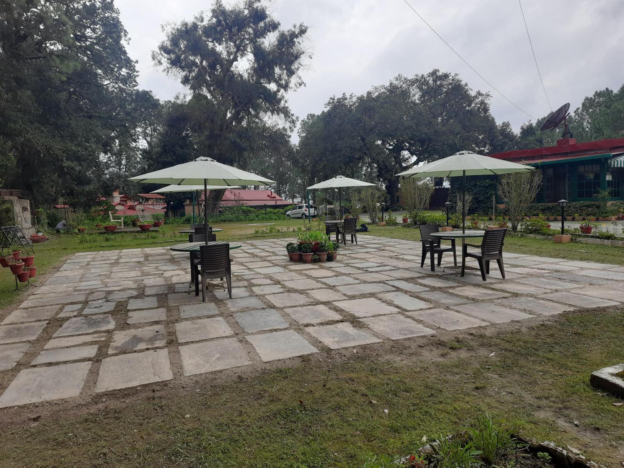 West View Hotel Ranikhet Dış mekan fotoğraf